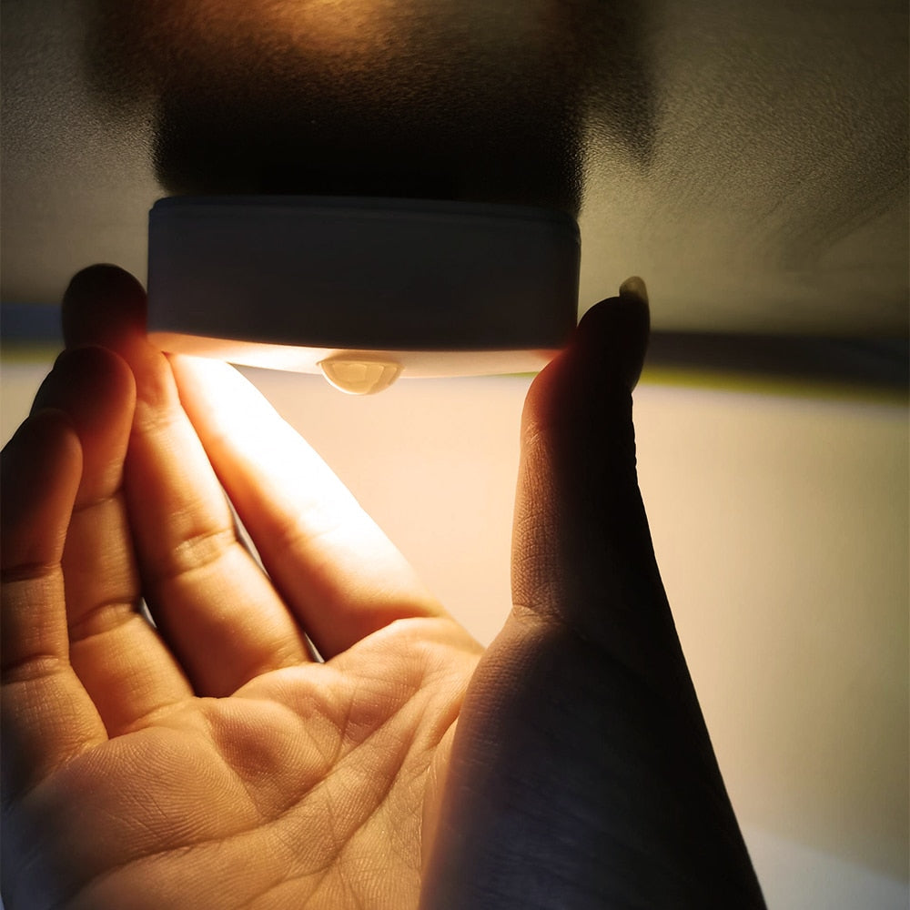 4 x SPOTS LED sans-fil - detecteur de mouvement