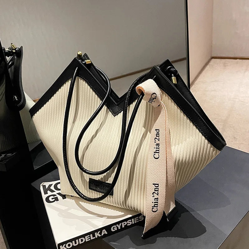 Bolso de mano estilo coreano