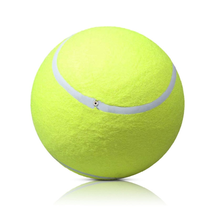 Balle de tennis géante