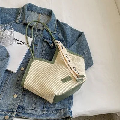 Bolso de mano estilo coreano
