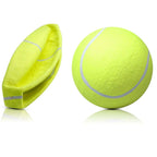 Balle de tennis géante