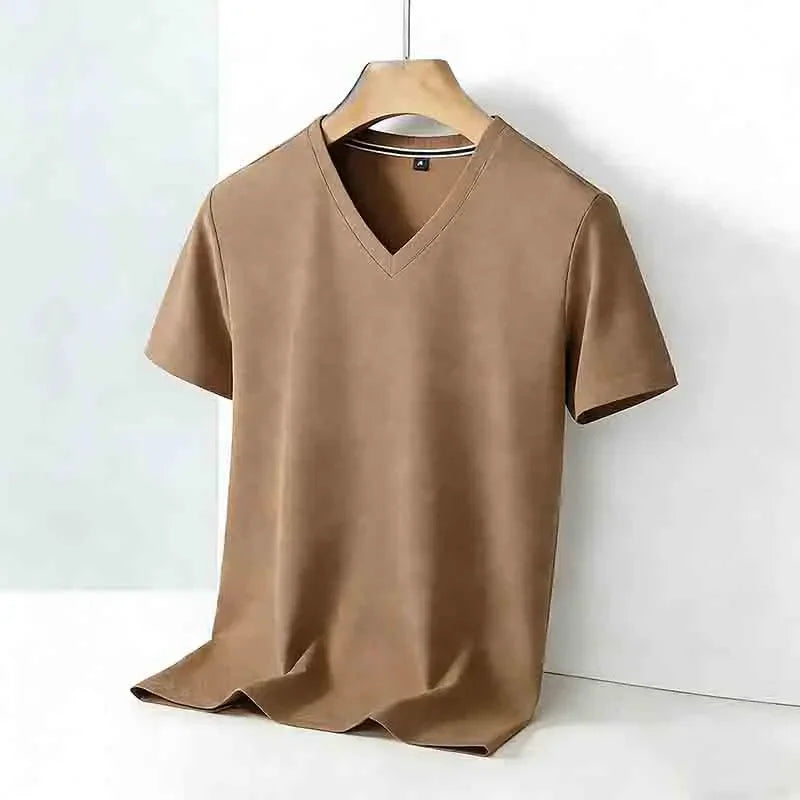 Camiseta para hombre Basic+ transpirable lisa de corte ajustado con cuello en V y manga corta