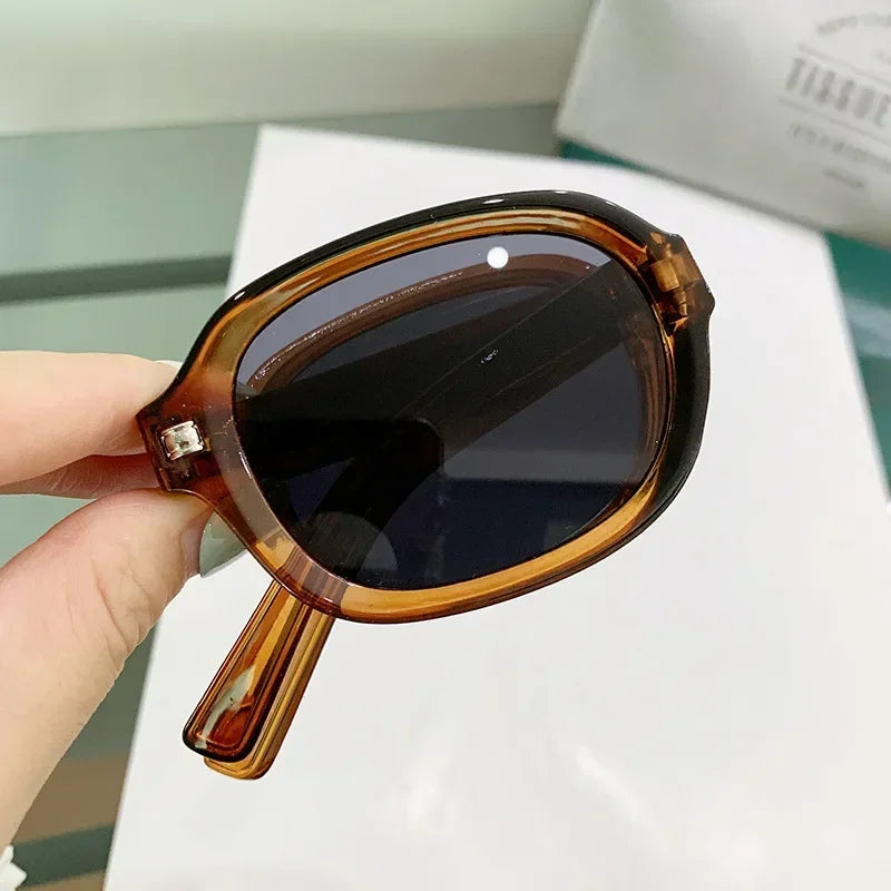 Gafas de sol plegables ovaladas UV400 – Estilo vintage para mujer + Paño GRATIS